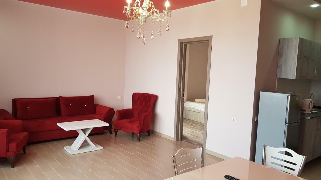 Nakashidze'S Apartments Batumi Room photo