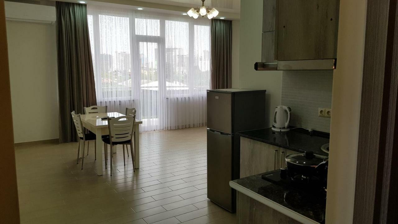 Nakashidze'S Apartments Batumi Room photo