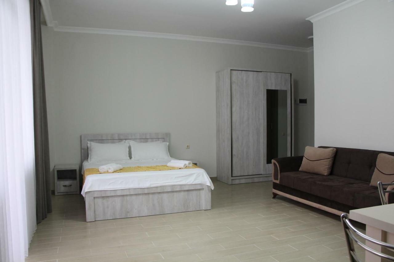 Nakashidze'S Apartments Batumi Exterior photo