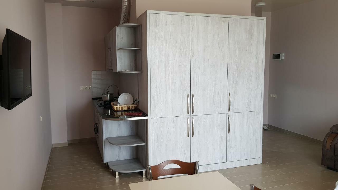 Nakashidze'S Apartments Batumi Room photo